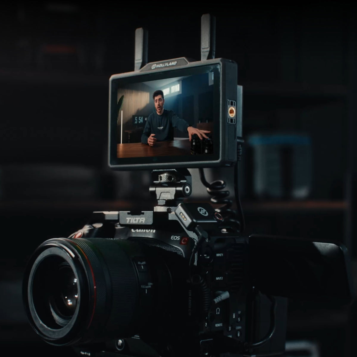 Hollyland Pyro 5 4K mounted on a camera rig