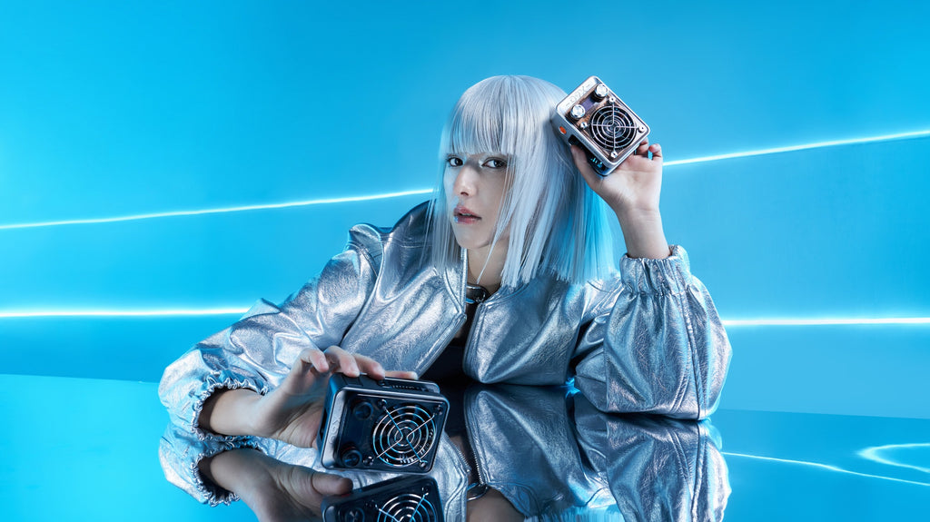 Zhiyun Molus X60 RGB LED light with exterior view, showcasing adjustable color and brightness features for professional lighting.